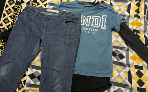 Japanese 2000s Fashion Outfit. ( Thrifted )