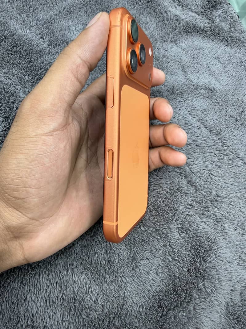 Apple iPhone 17 Pro 3