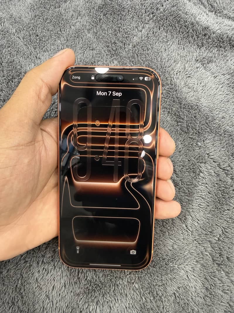 Apple iPhone 17 Pro 4