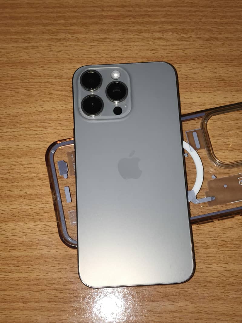 iphone 15 pro max 0