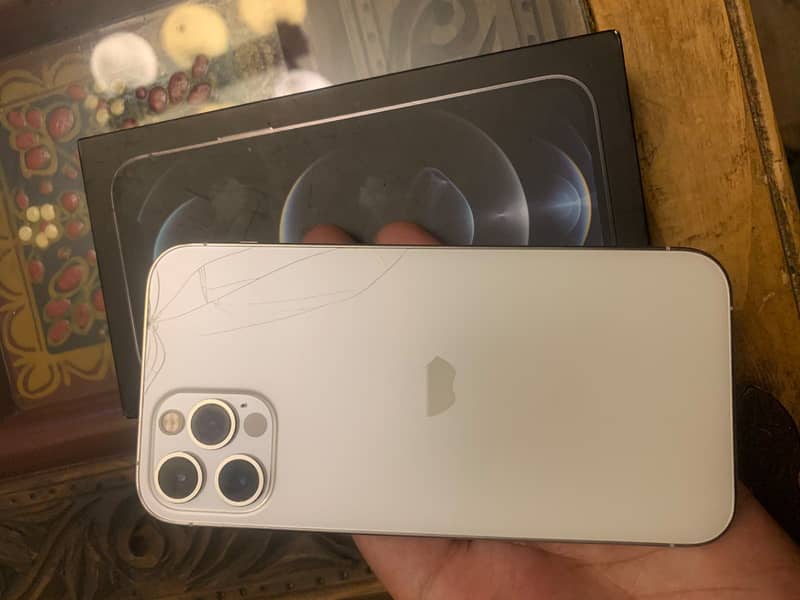Apple iPhone 12 Pro 4