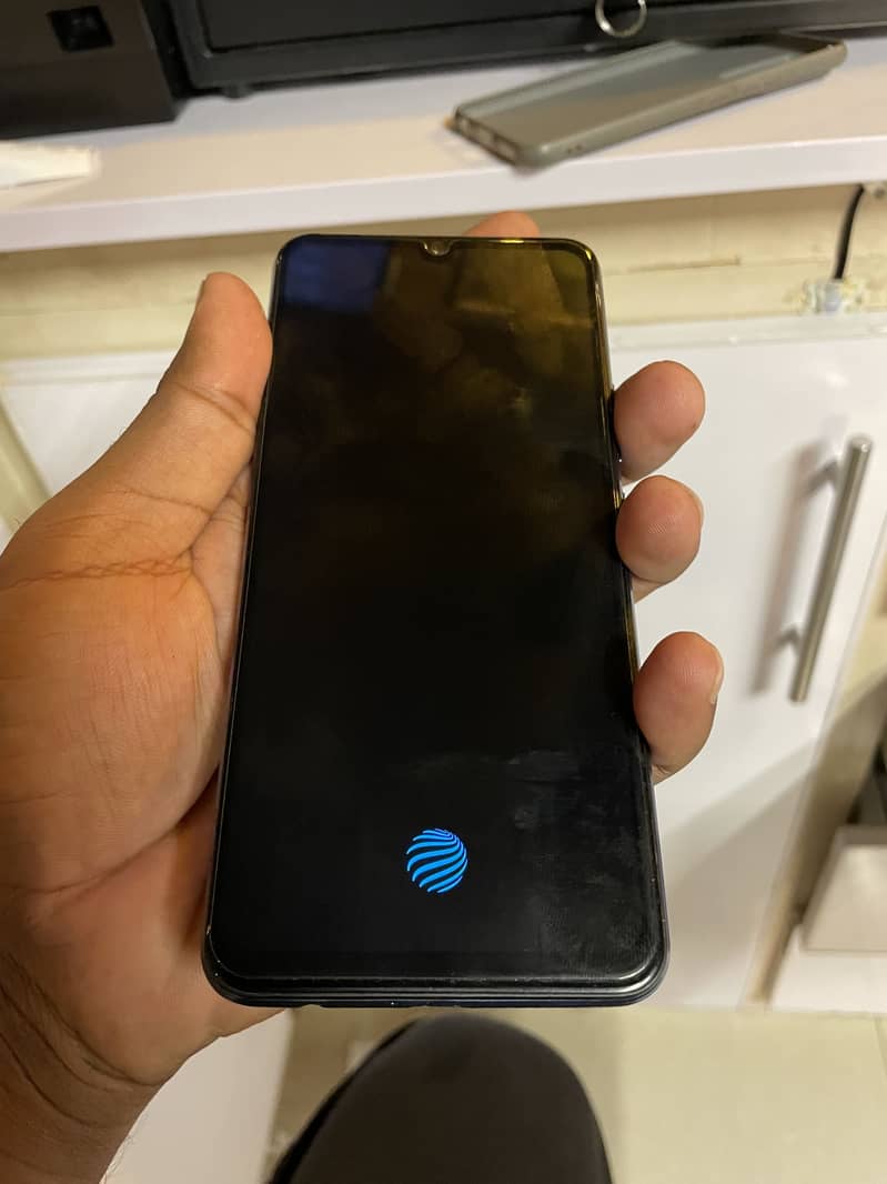 Vivo V21e 4