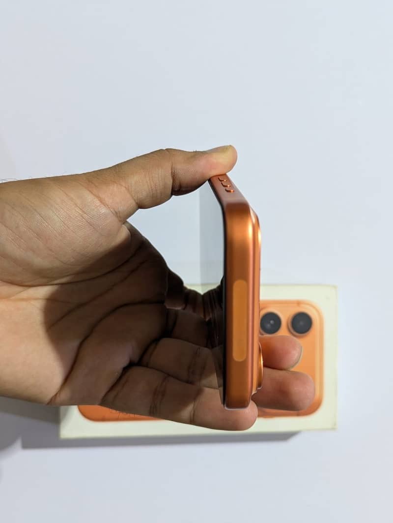 iPhone 17 PROO 3