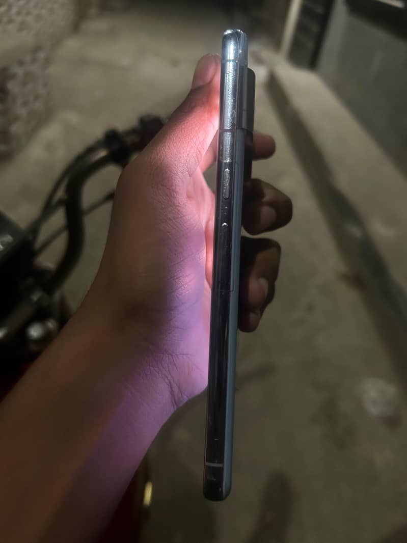 Google Pixel 8 Pro 2