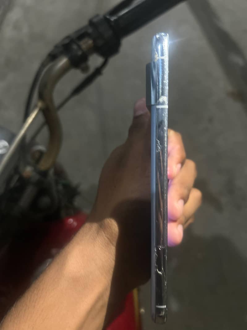Google Pixel 8 Pro 4