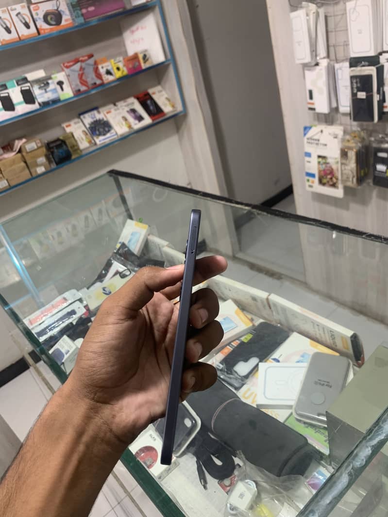 Tecno CAMON 40 Pro 7