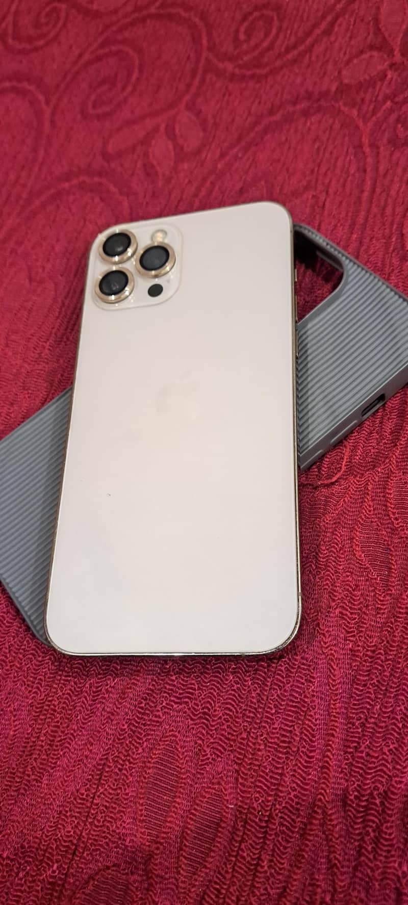 Apple iPhone 12 Pro Max 0