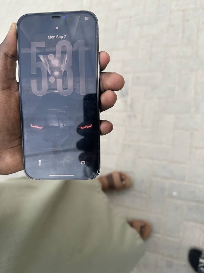iPhone 12 Pro Max 5