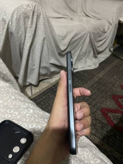 Vivo Y17s