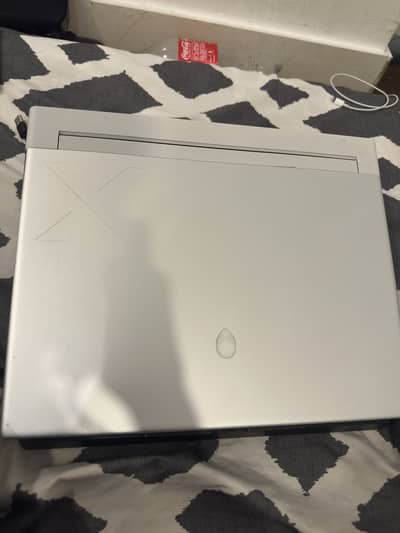 Alienware x16 R1 | RTX 4070 | i7 13th Gen | 2TB SSD | Gaming Laptop