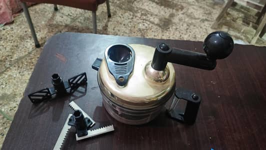 hand chopper and blender