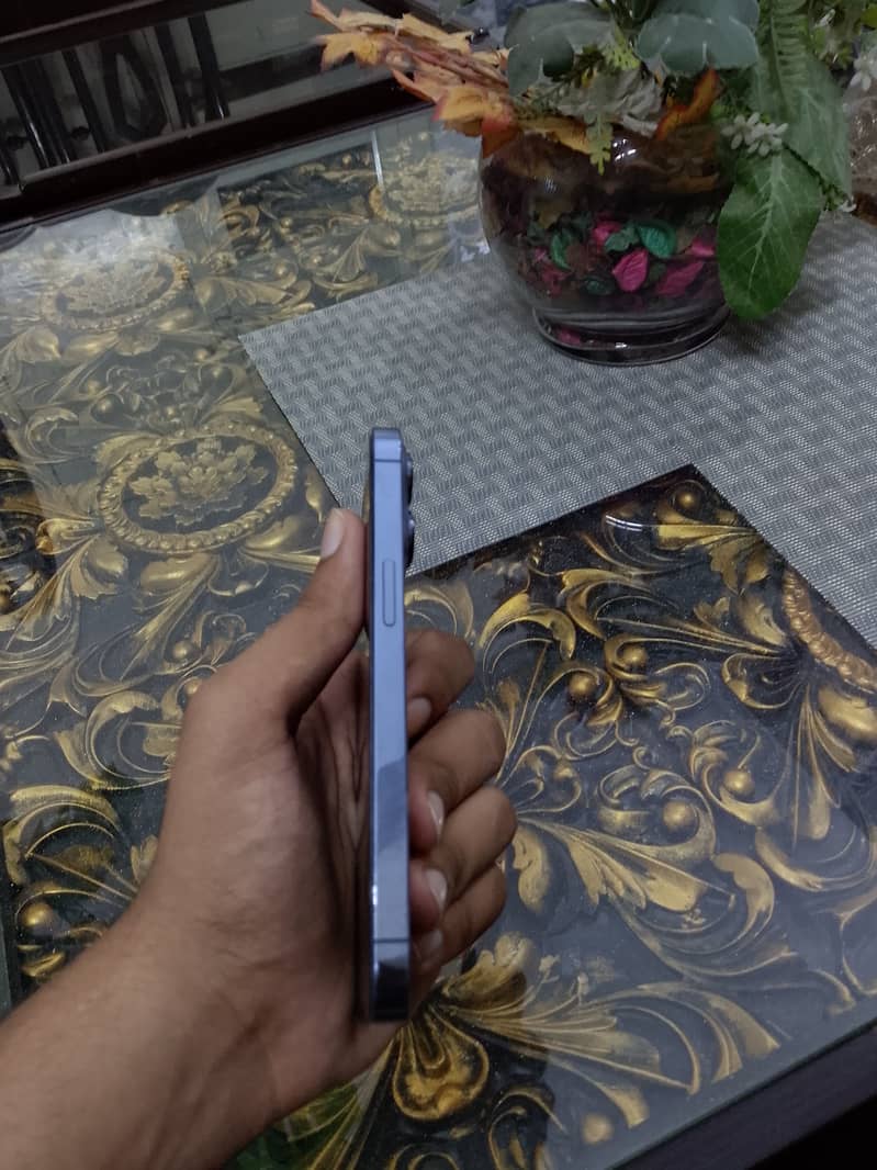 Iphone 13 pro sim work ma 3
