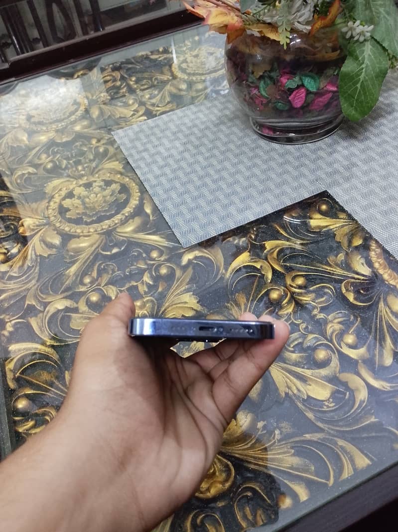 Iphone 13 pro sim work ma 4