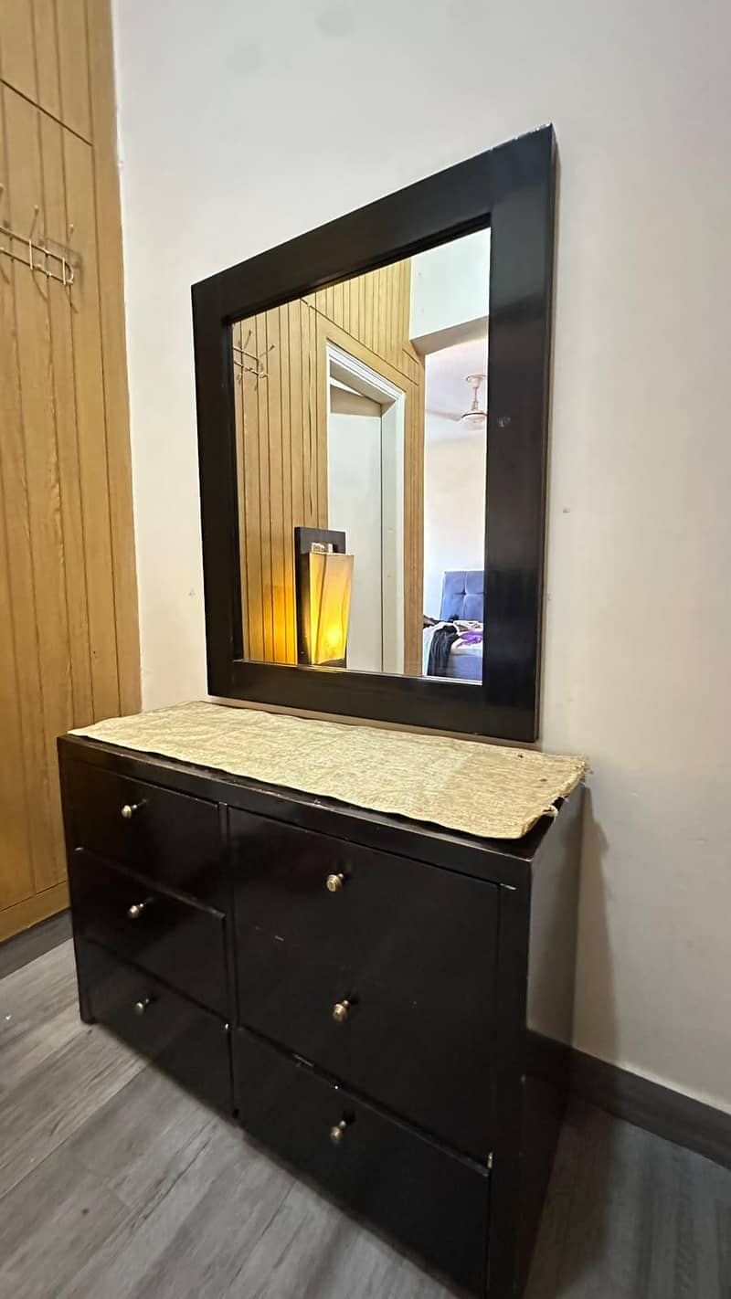 bed set/Sofa/console/Lamp/Study table/showcase 3