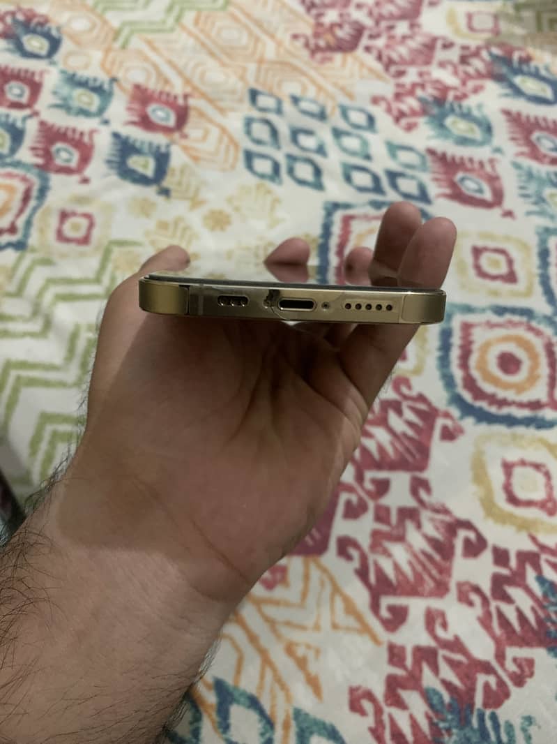 Apple iPhone 12 Pro 3