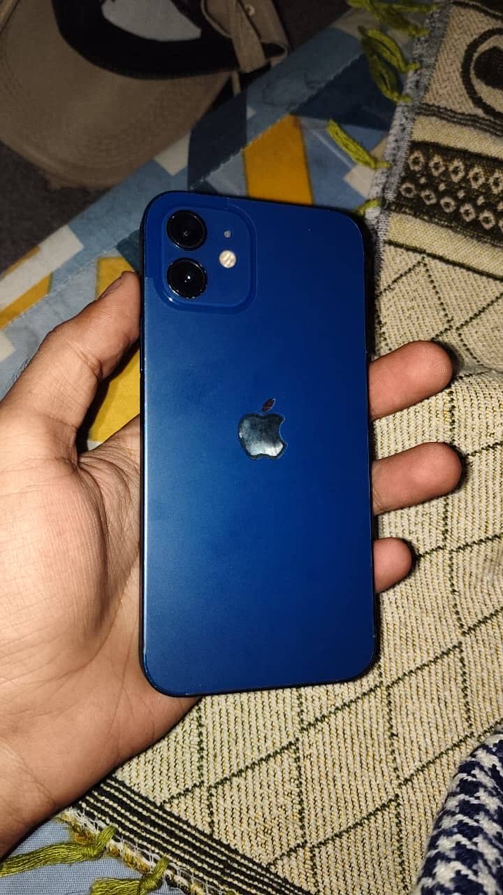 iphone 12 4