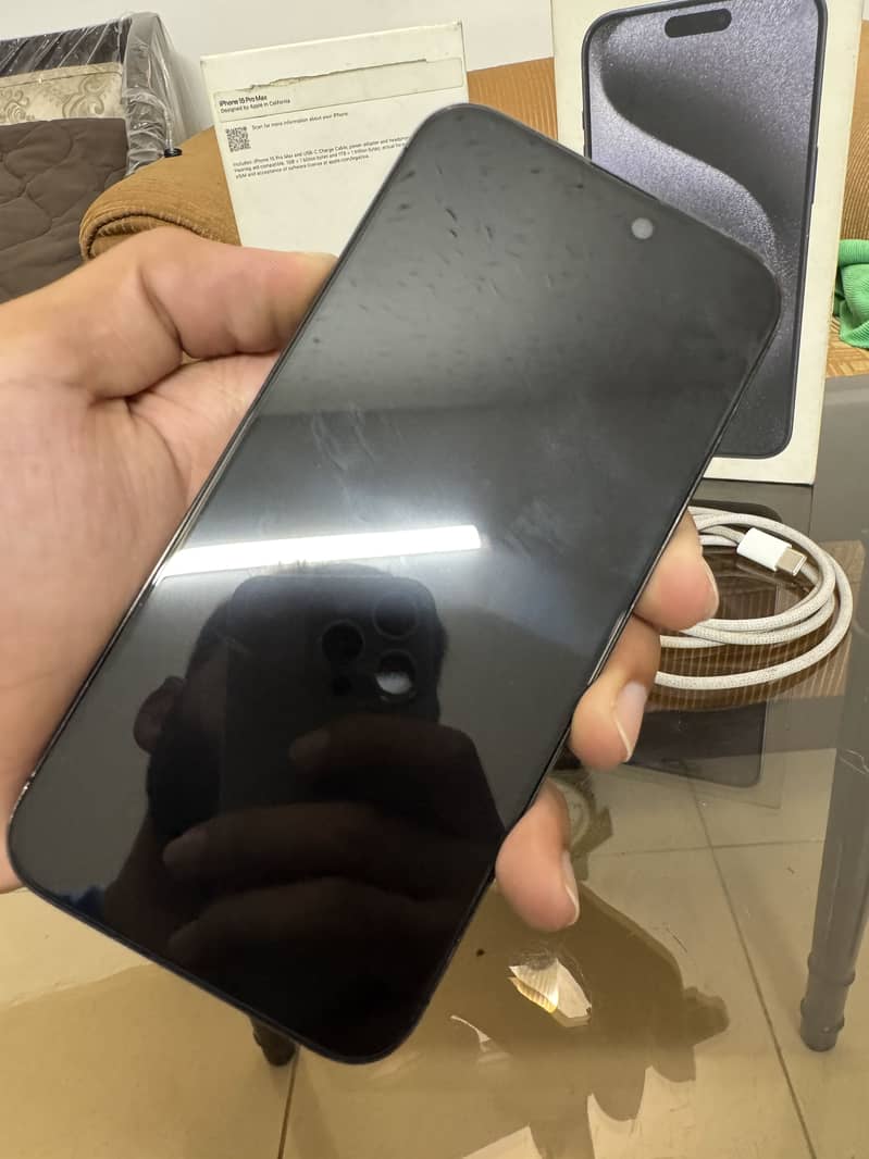 Apple iPhone 15 Pro Max 7