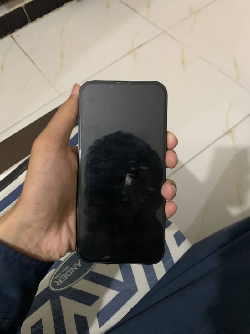 Apple iPhone 14 3