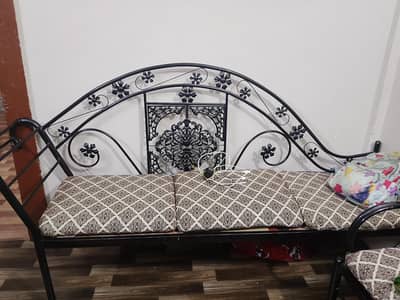 8 seater sofa set with table