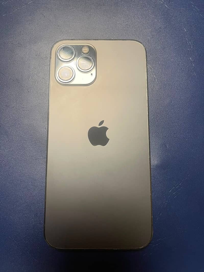 Apple iPhone 12 Pro Max 4