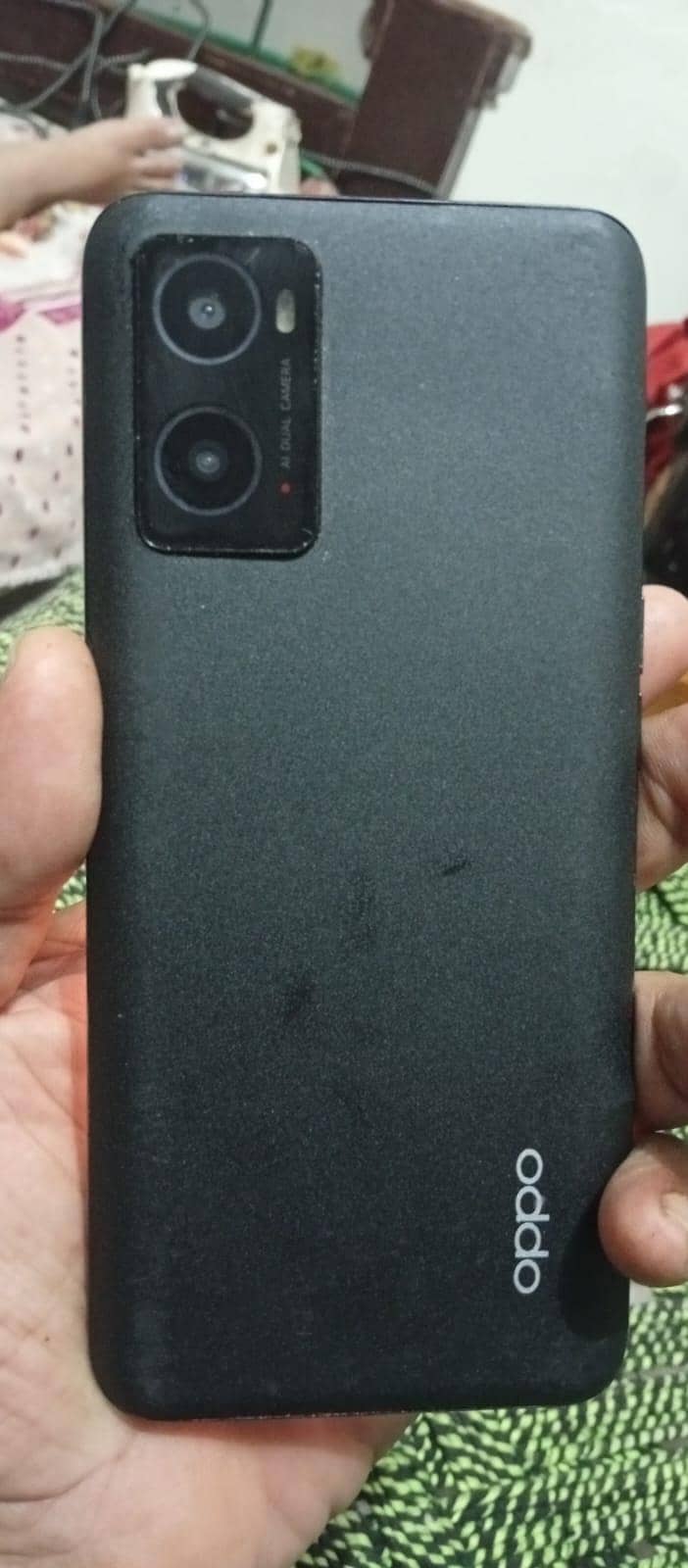 OPPO A76 1