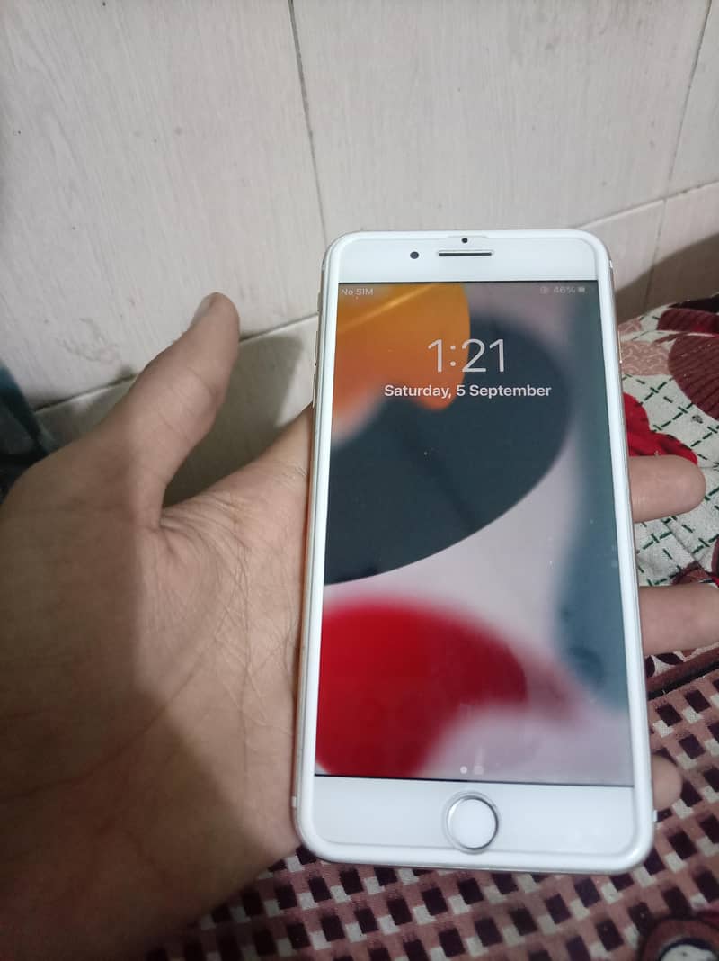 Apple iPhone 7 Plus 0