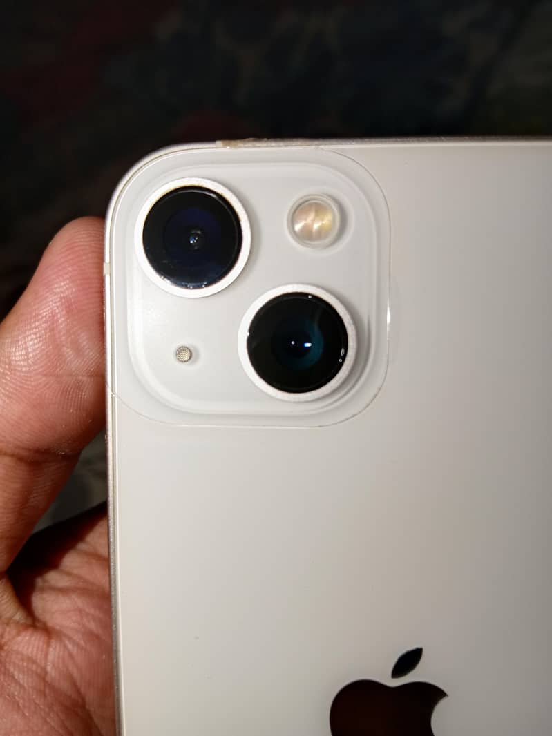 Apple iPhone 13 1