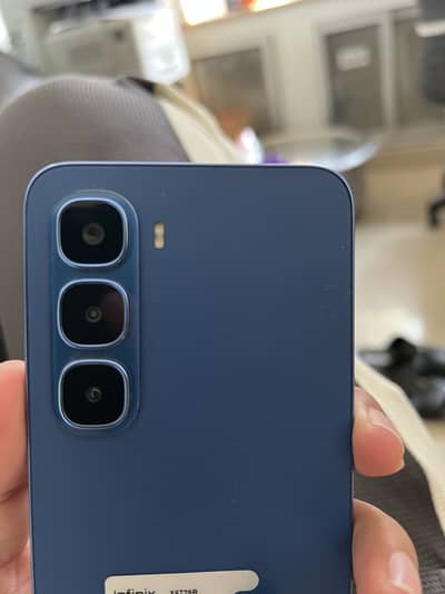 Infinix Hot 60i 10 by 10 ha  4 months warranty available