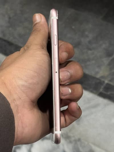Apple iPhone 6S (urrgent sale) exchange possible