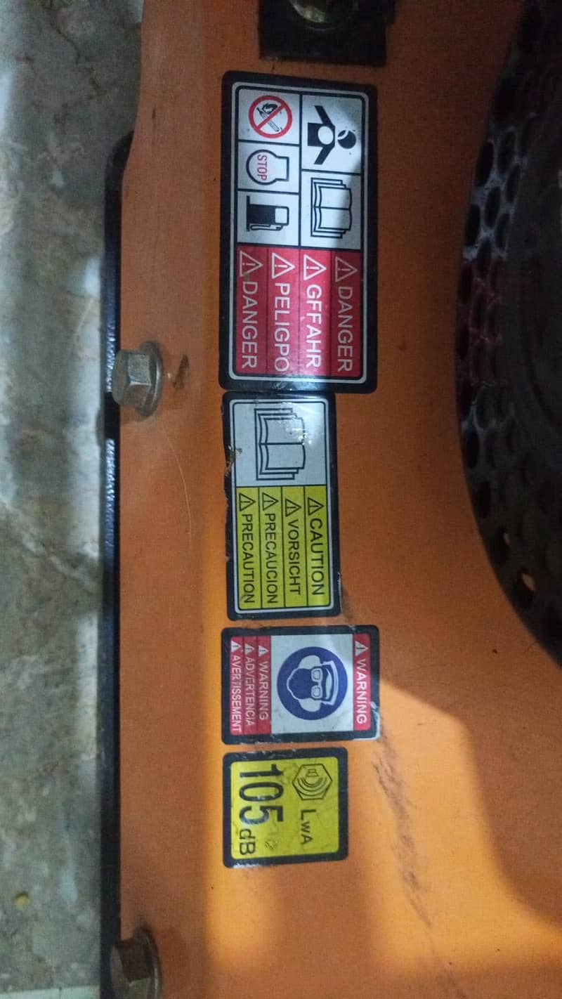 New ,Good condition compactor machine 4