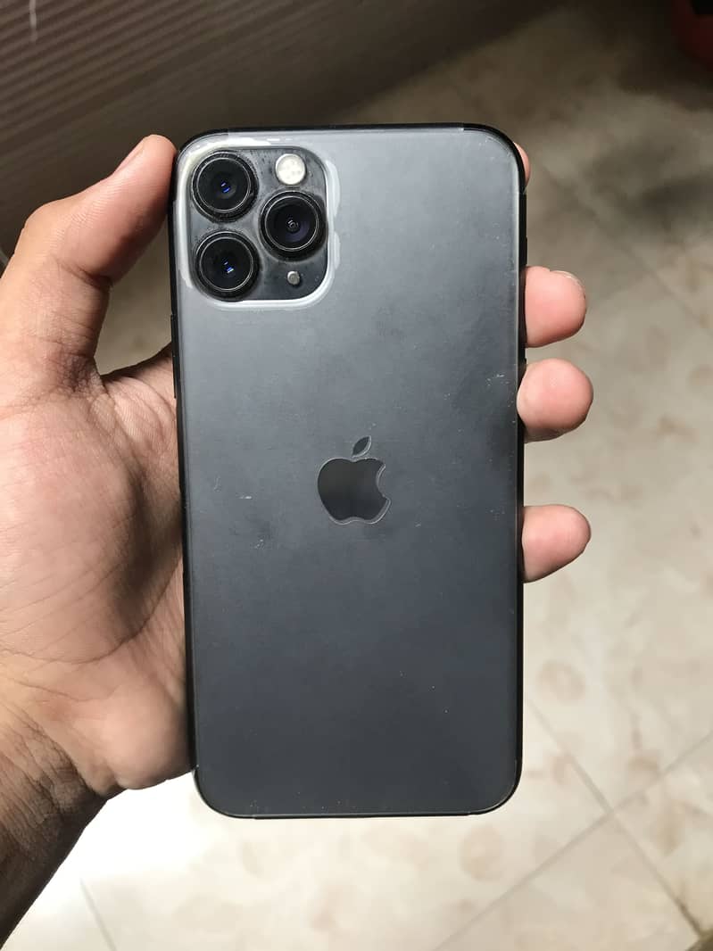 Apple iPhone 11 Pro 1