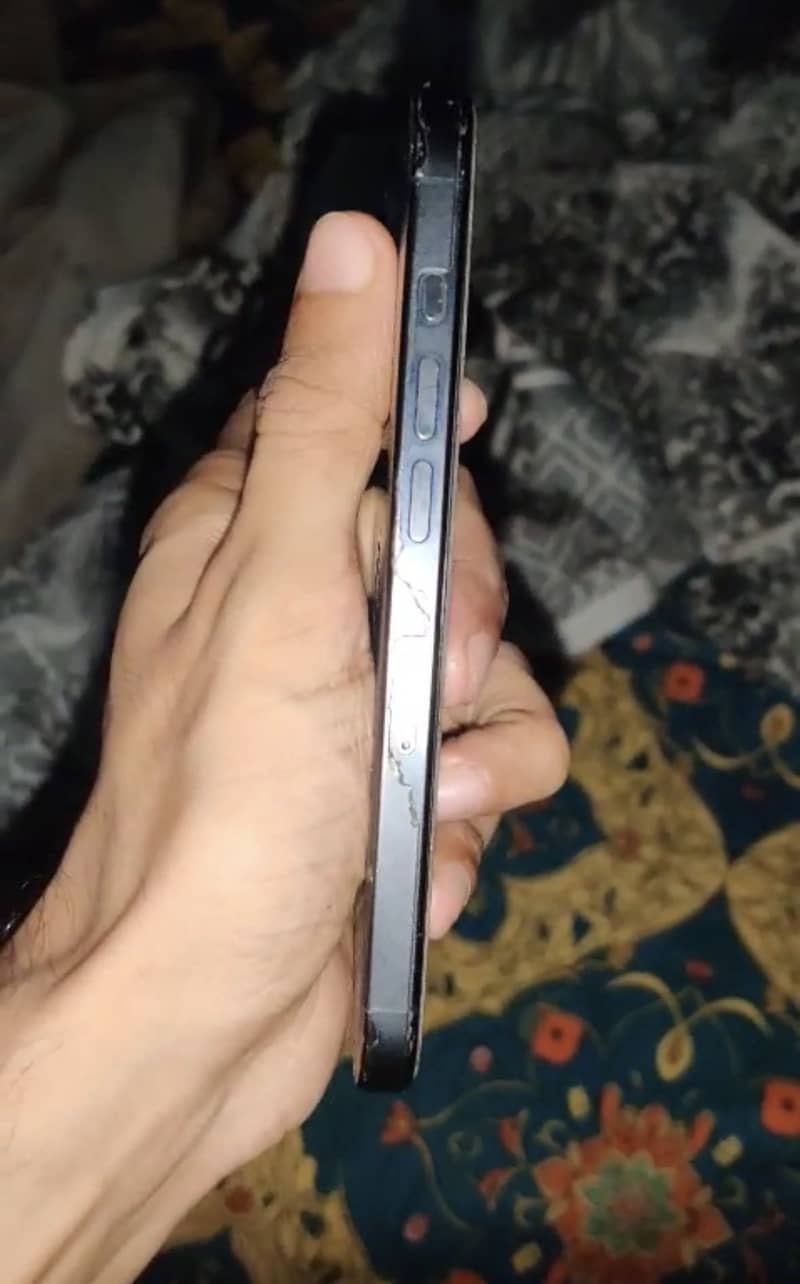Apple iPhone 15 Pro 7