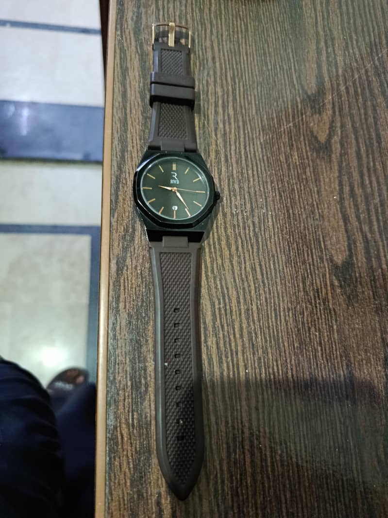 watch 1