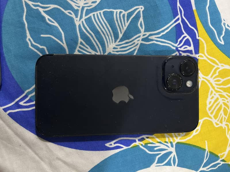 Apple iPhone 14 3
