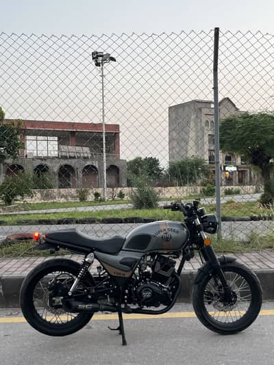 SUPERSTAR FALCON 150