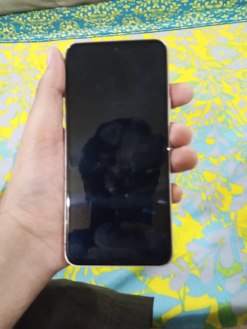 Google Pixel 8 2