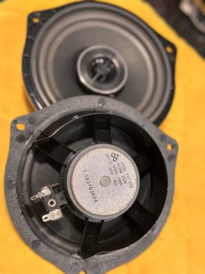 car heavy sound speakers good quality