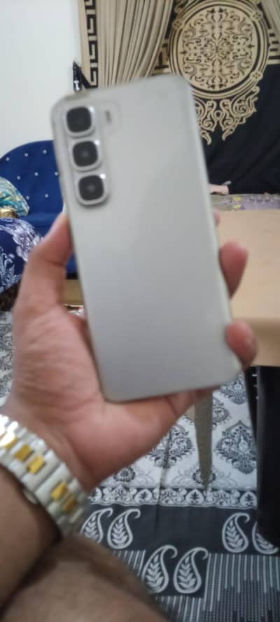 Infinix hot 60 pro plus +