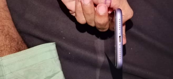 Apple iPhone 11