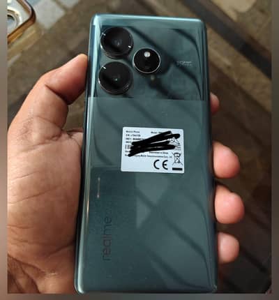 Realme GT 6