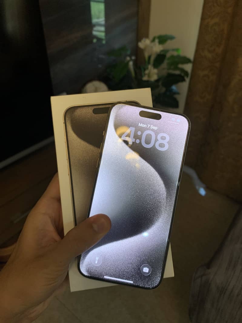 iPhone 15 Pro Max 1