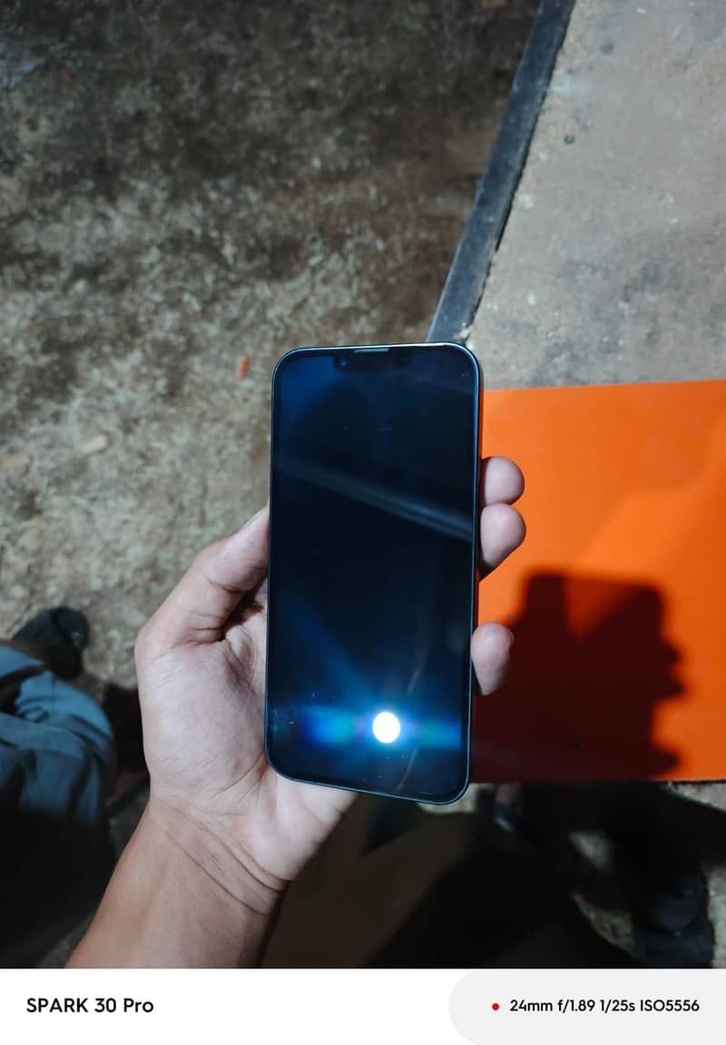 Apple iPhone 13 1