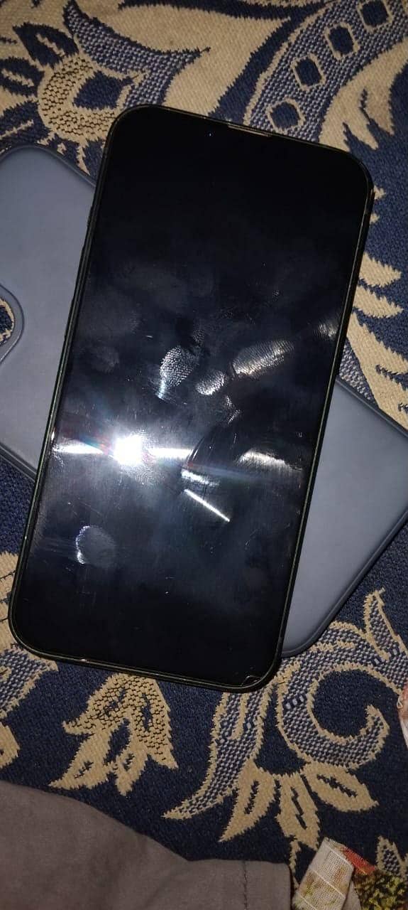 Apple iPhone 13 3