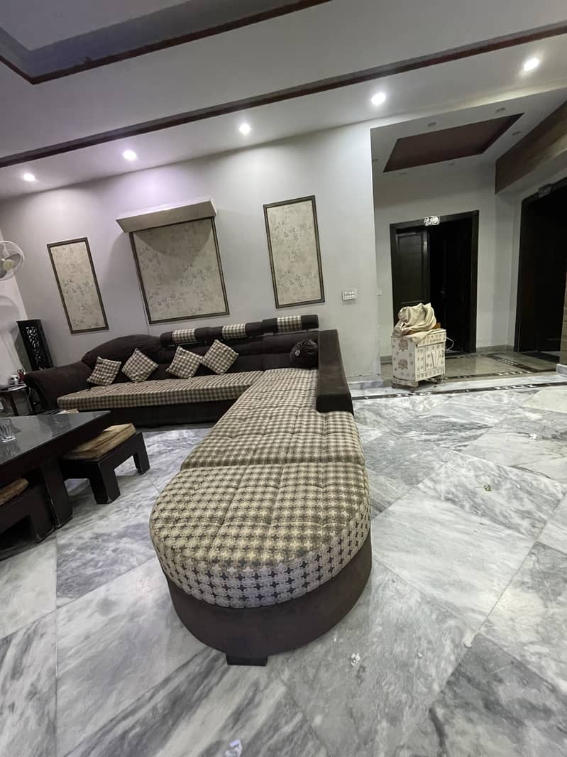 Sofa set 0