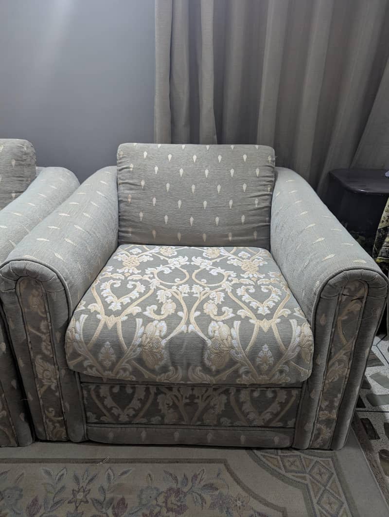 5 seater cusion sofas 1