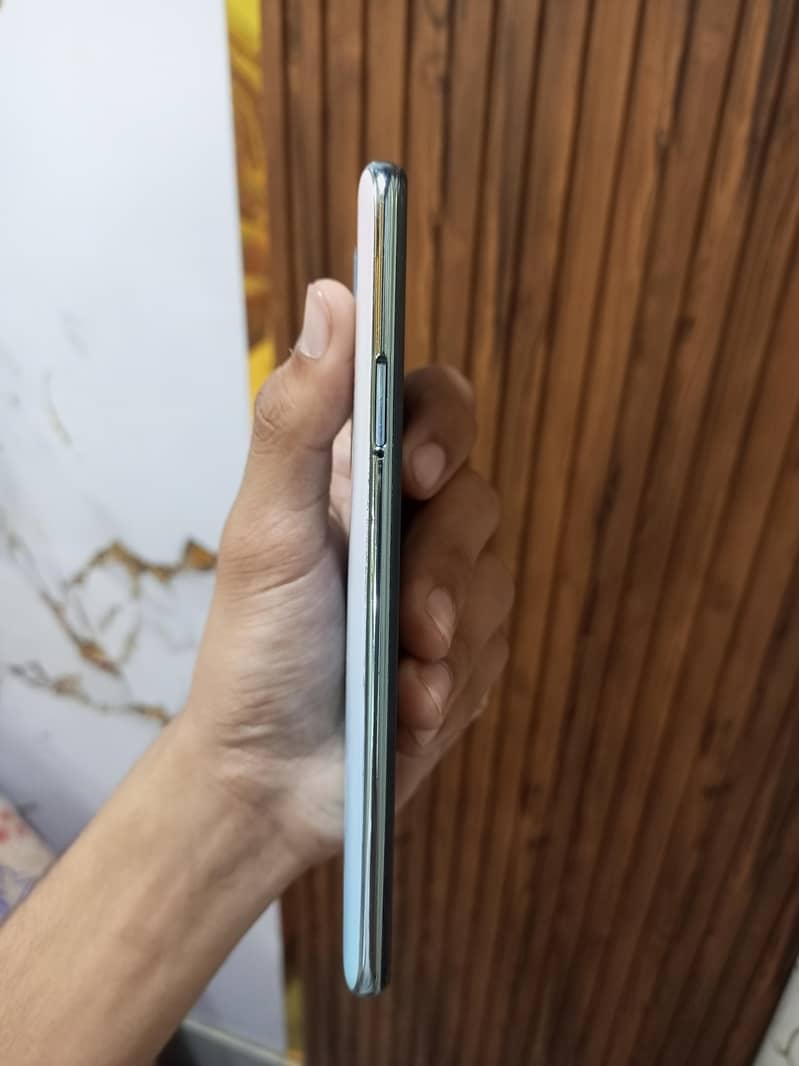 Tecno CAMON 15 Pro 4