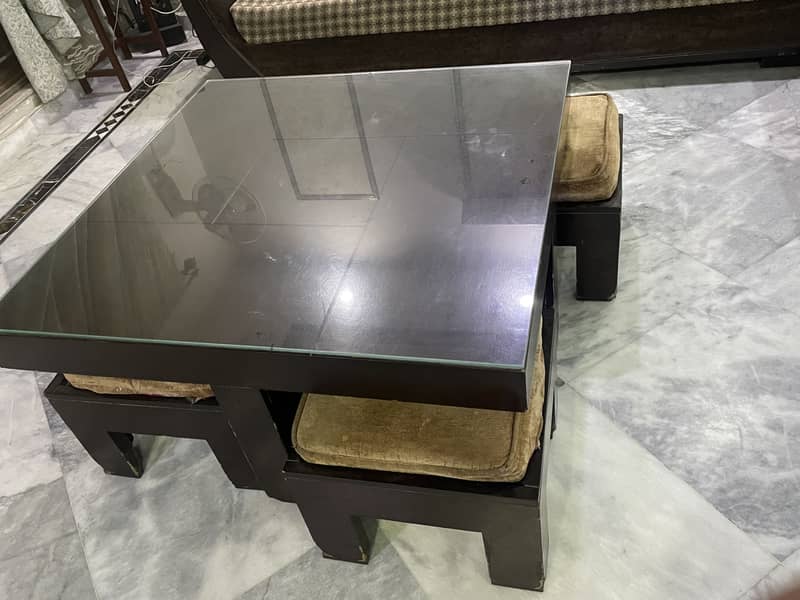 Kitchen  table 3