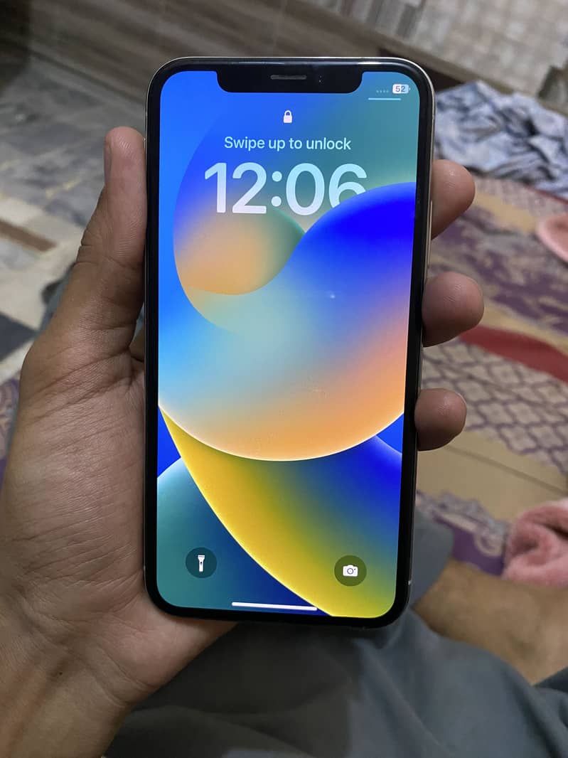 Apple iPhone X 5
