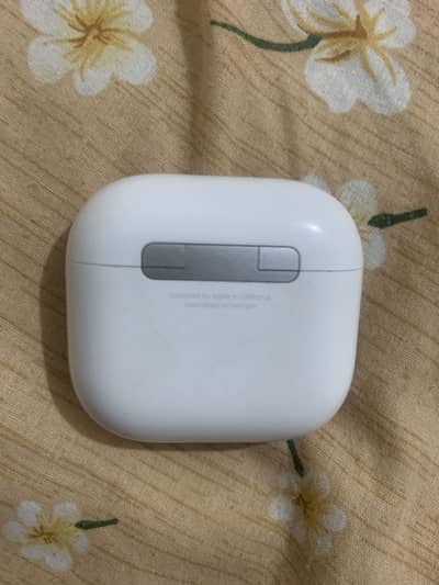 Airpords 4 anc original 100 for sale condition 8 10