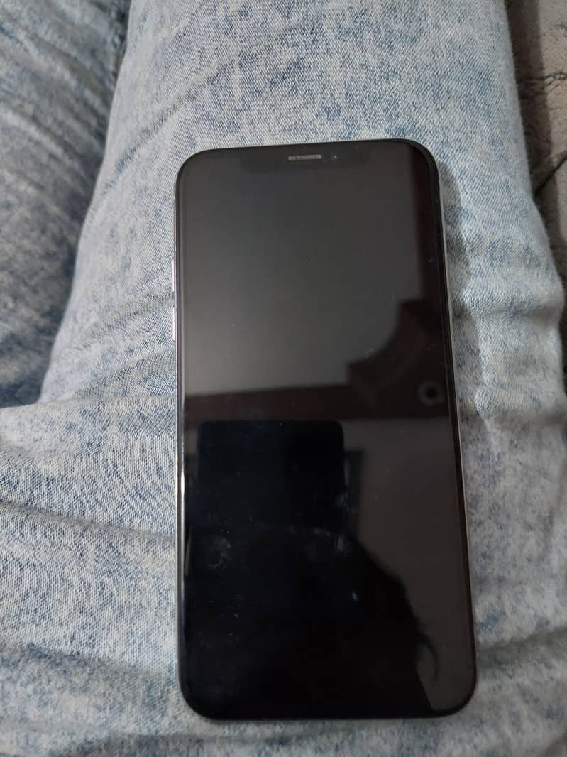 Apple iPhone X 0